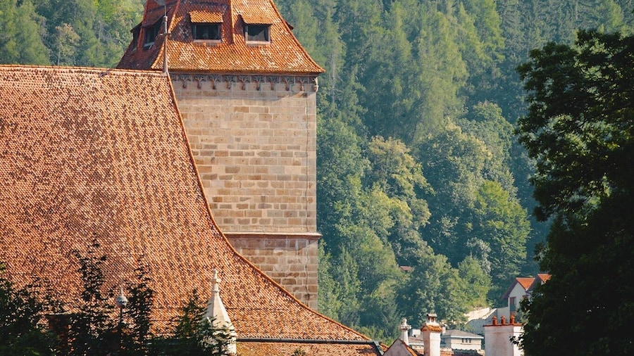 Set in a beautiful mountainous surrounding, the black church is one of Braşovs main attractions.