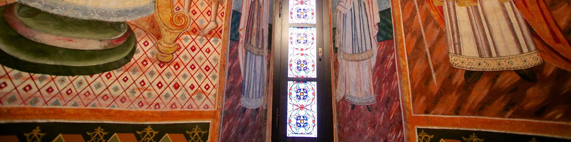 Sinaia Monastery which includes religious elements, a church or cathedral and interior views