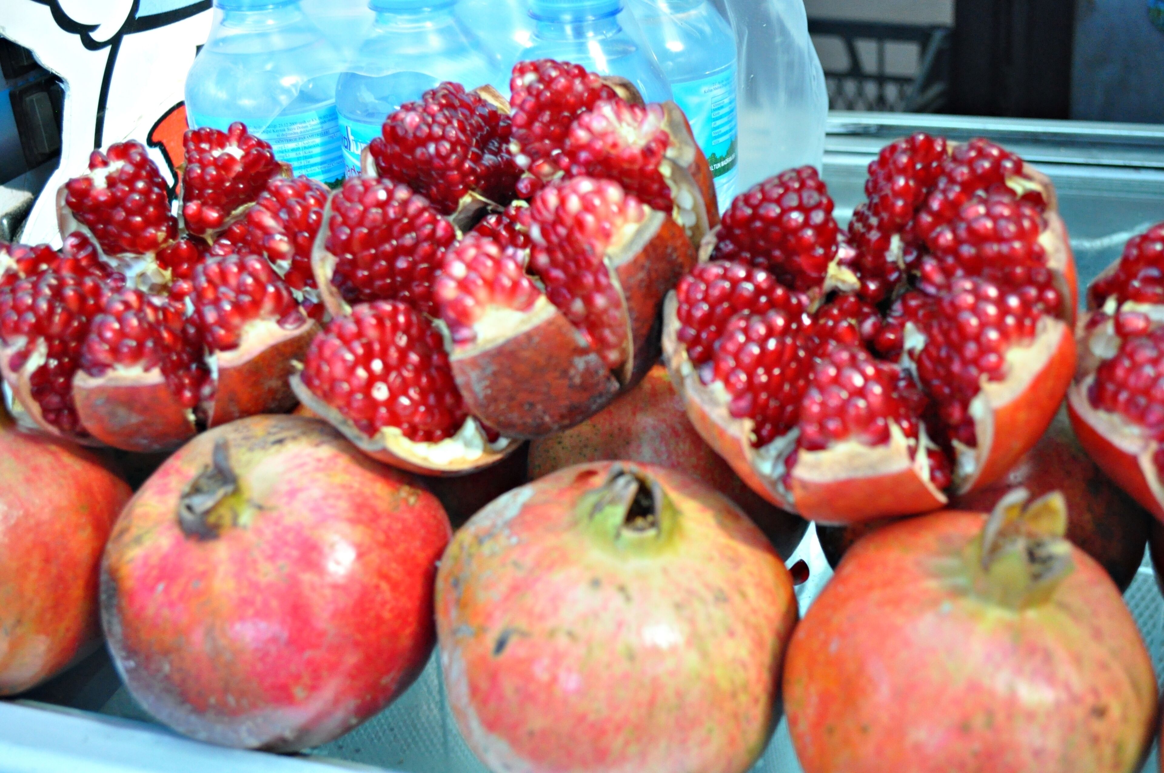 Romã, presente em todos os lugares.