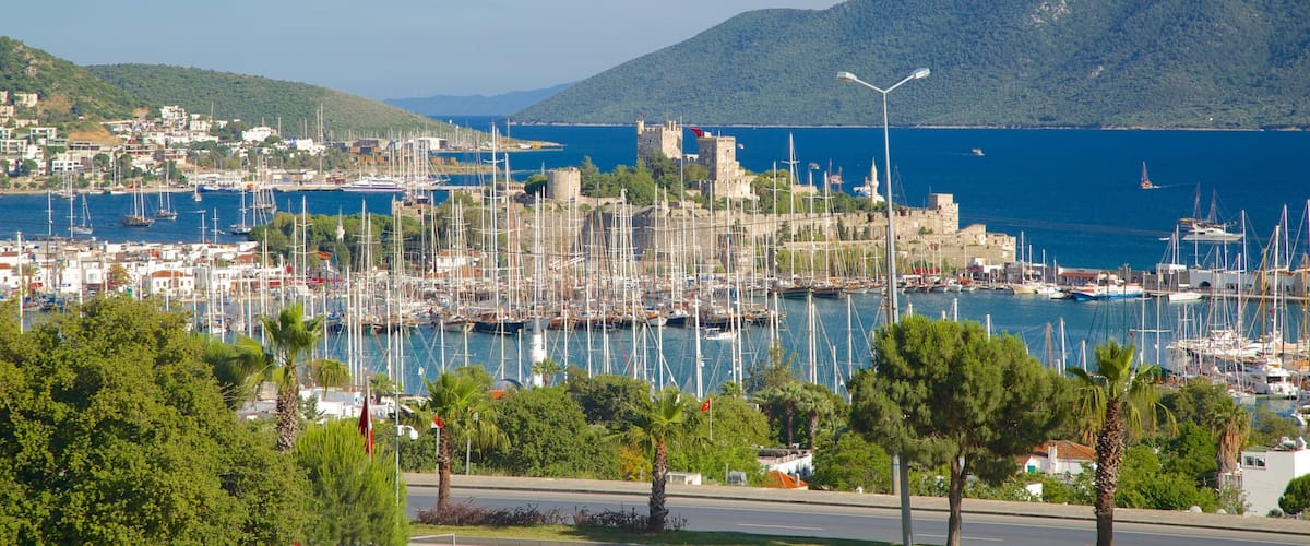 Bodrum Amphitheatre featuring a marina