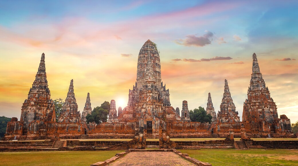 Wat Chaiwatthanaram temple in Ayuthaya Historical Park, a UNESCO world heritage site in Thailand