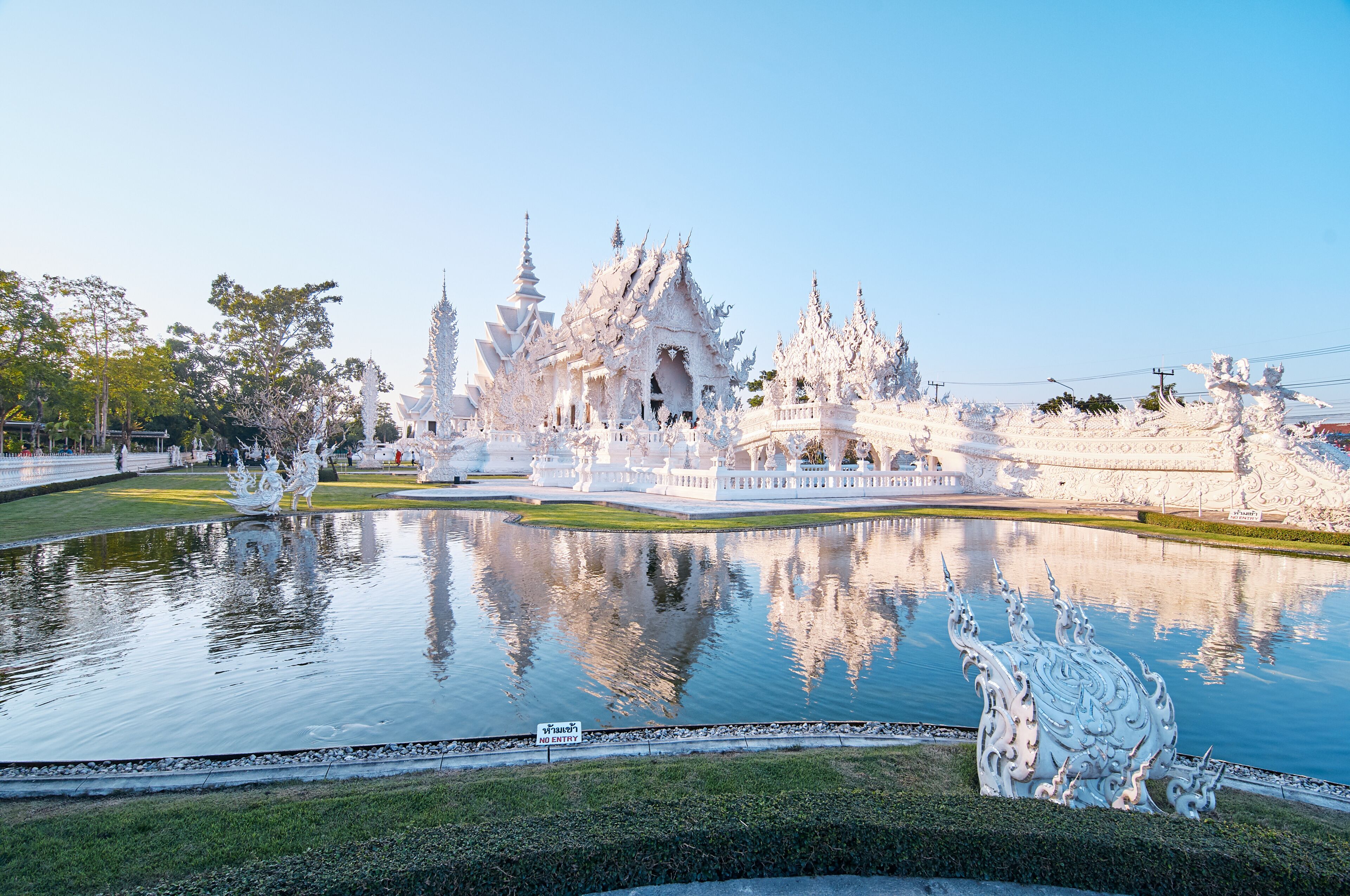 Wat Rong Khun, Wat Phra Kaew. Famous White Temple in Chiang Rai, Thailand.