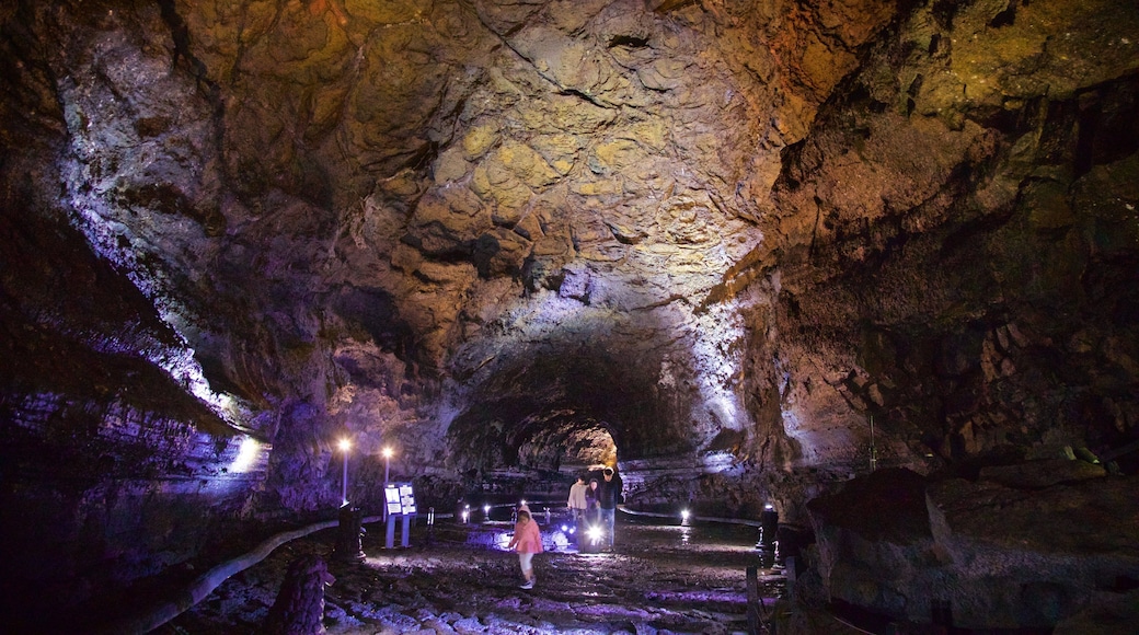 Manjanggul Lava-tube Cave showing caves and caving