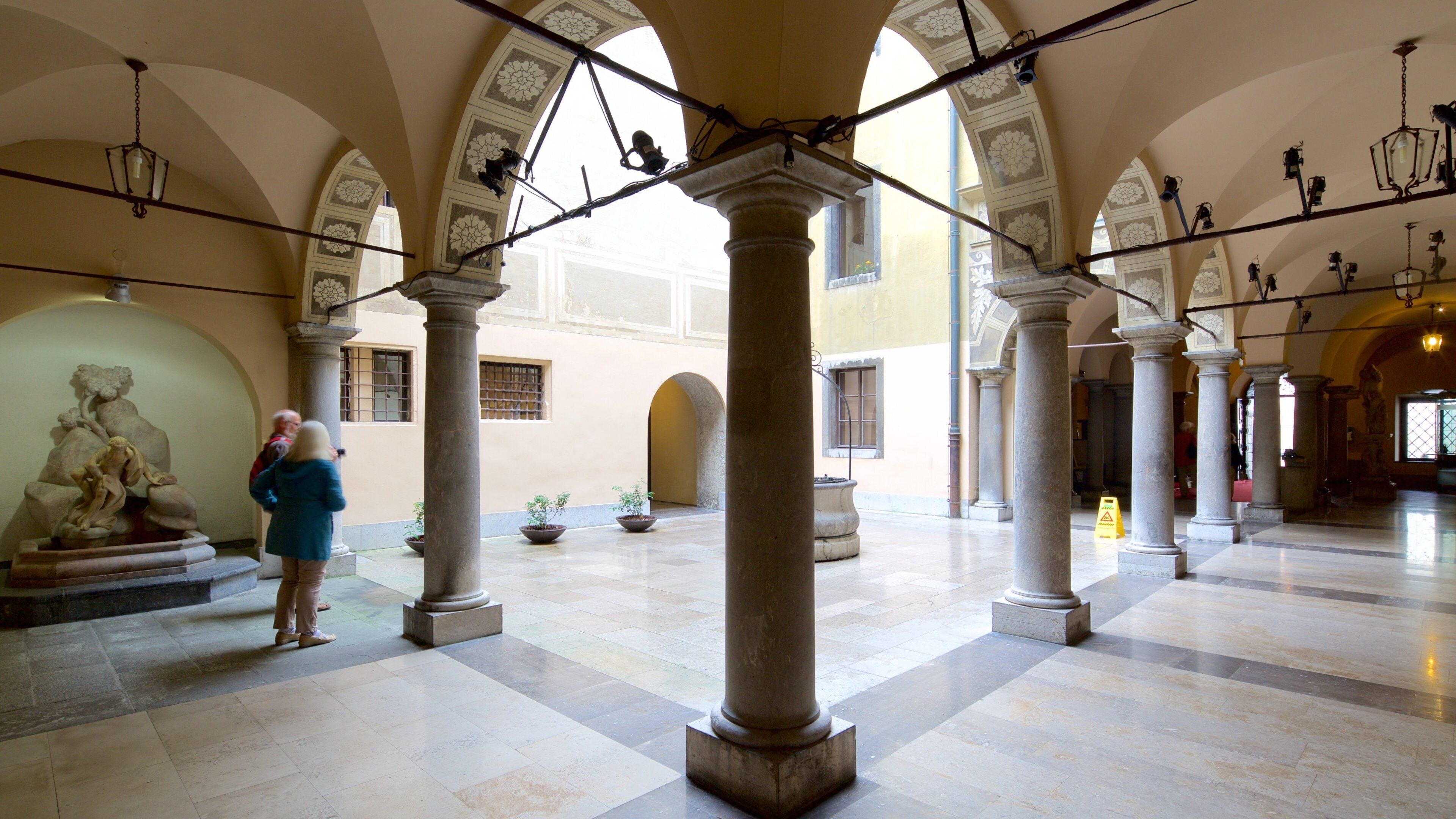 Ljubljana Town Hall featuring an administrative buidling and interior views