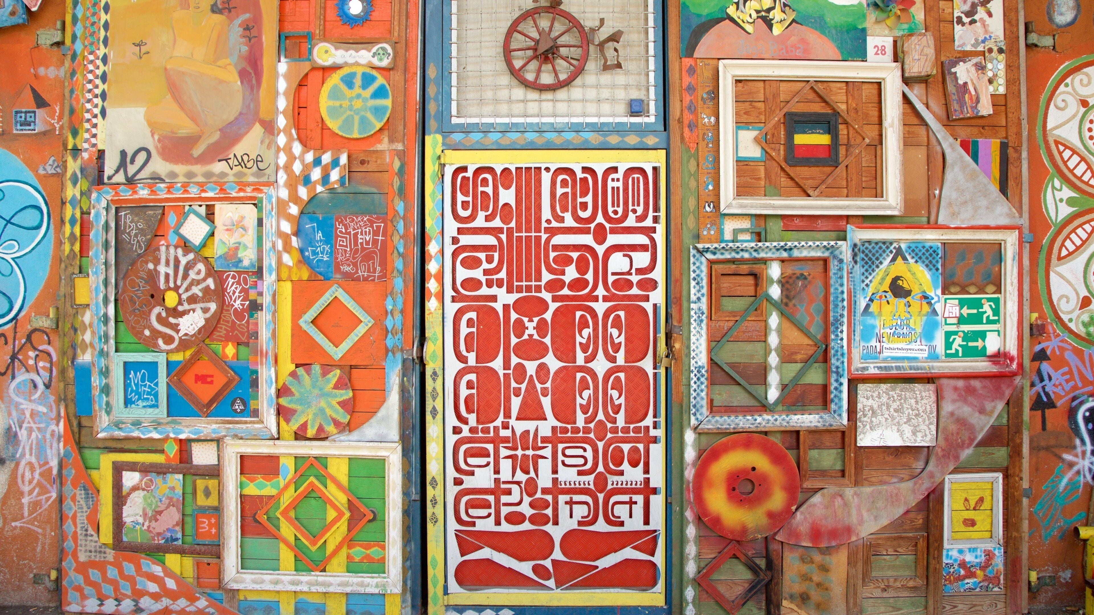 Metelkova featuring art