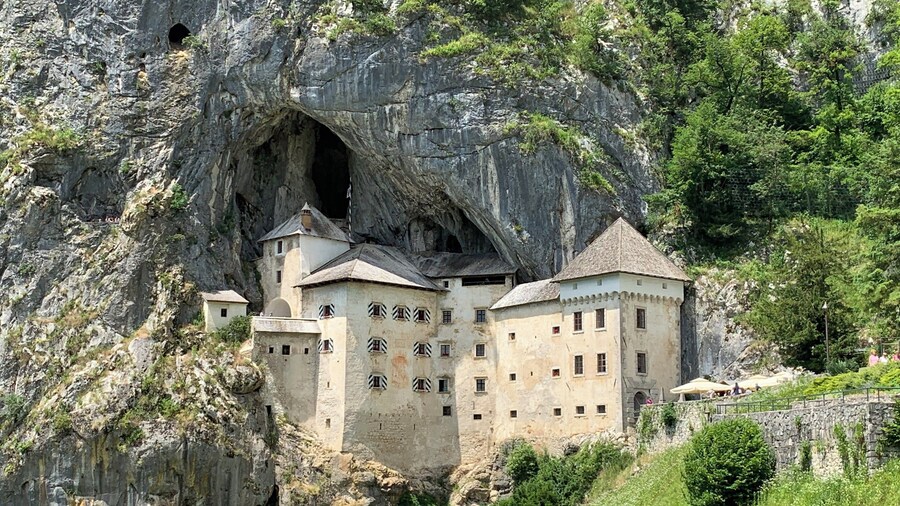 Castle in the side of the rock! Beautiful Predjama Castle in Karst region of Slovenia