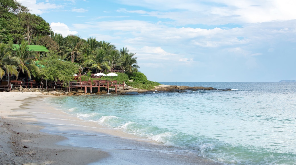 Hat Sai Kaew beach at Koh Samed island, Thailand