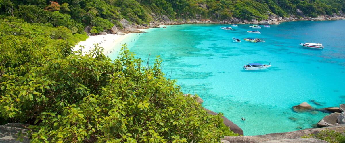 Parque Nacional de Ko Similan mostrando litoral rochoso