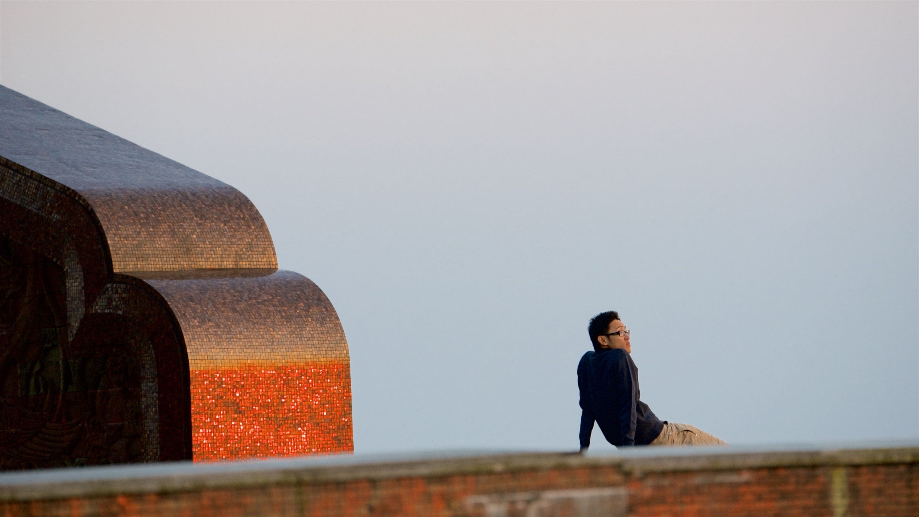 Doi Inthanon nasjonalpark i tillegg til en mann
