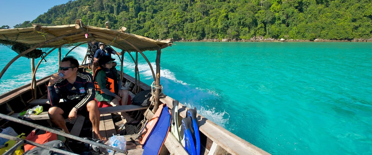 Ko Surin National Park featuring boating, tropical scenes and general coastal views