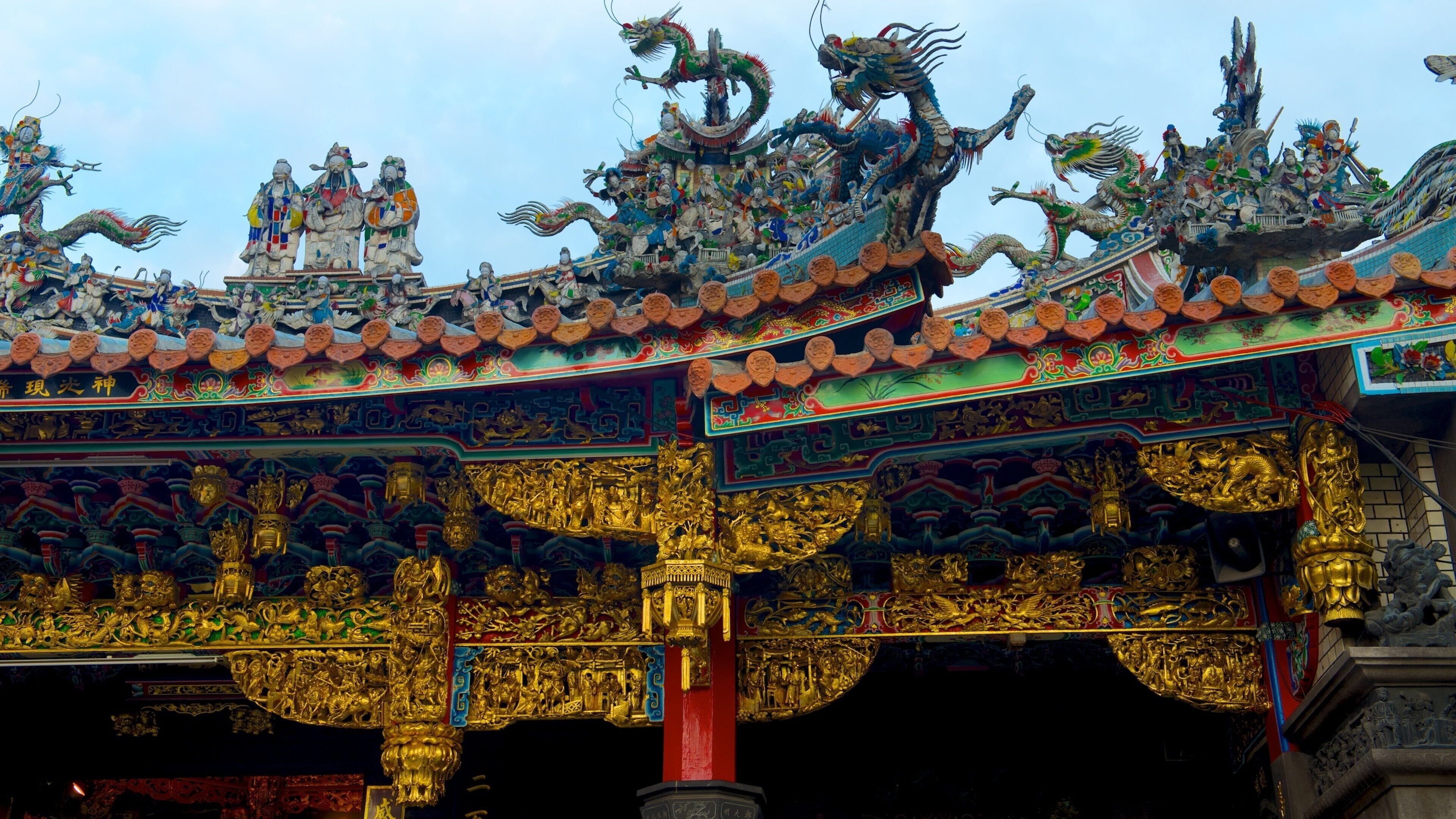 Hsinchu City God Temple showing a temple or place of worship and heritage elements