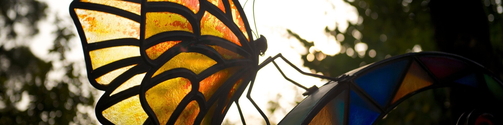 Glass Museum of Hsinchu City featuring outdoor art and a park