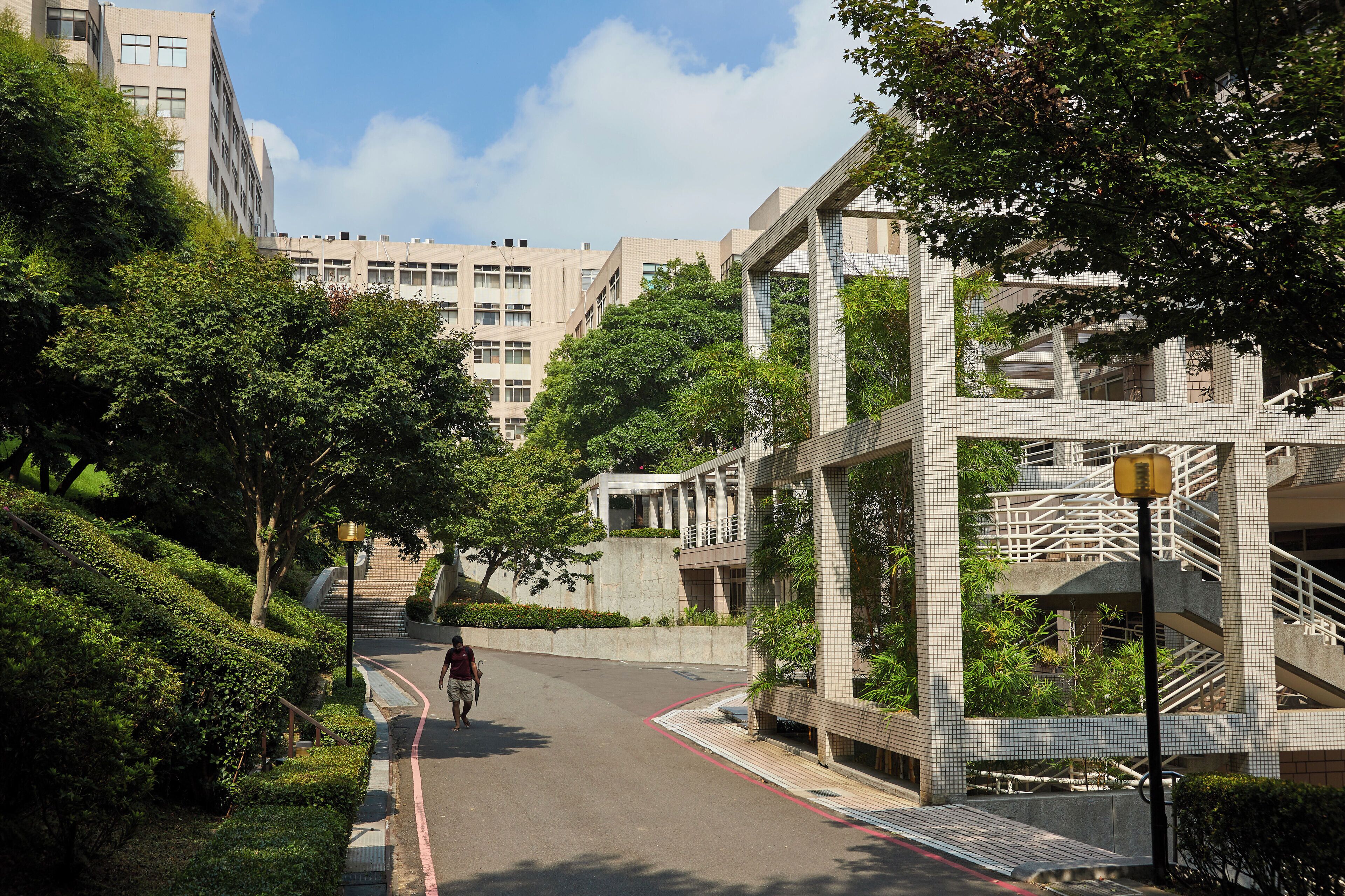 Hsinchu_NationalChiaoTungUniversity_6120130_4