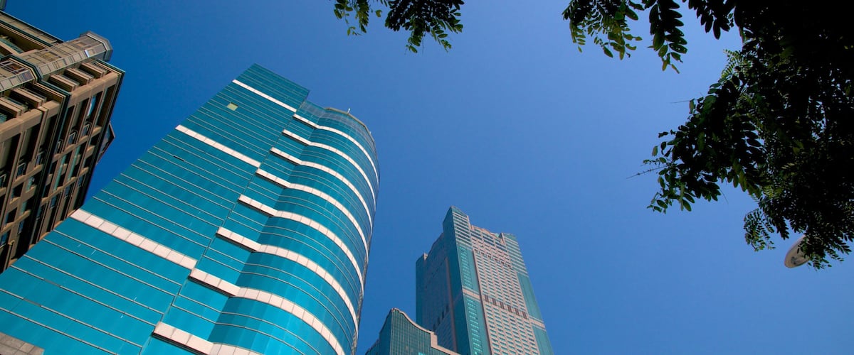 Tuntex Sky Tower which includes a city and a skyscraper