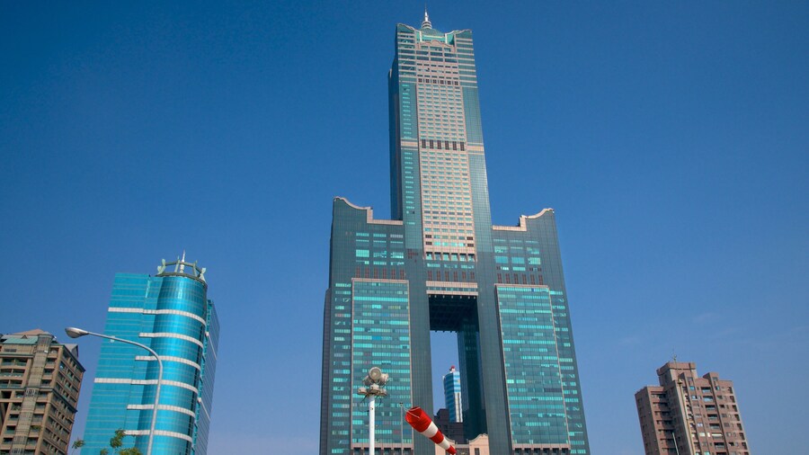 Tuntex Sky Tower que incluye una ciudad y un edificio de gran altura