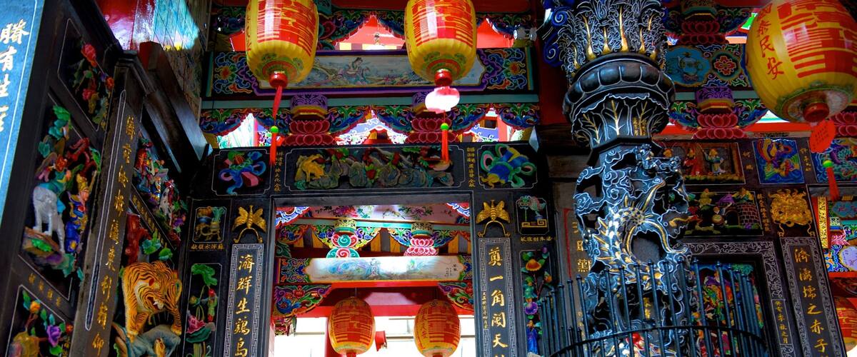 Dianji Temple showing heritage elements and a temple or place of worship