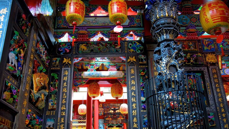 Dianji Temple featuring a temple or place of worship and heritage elements