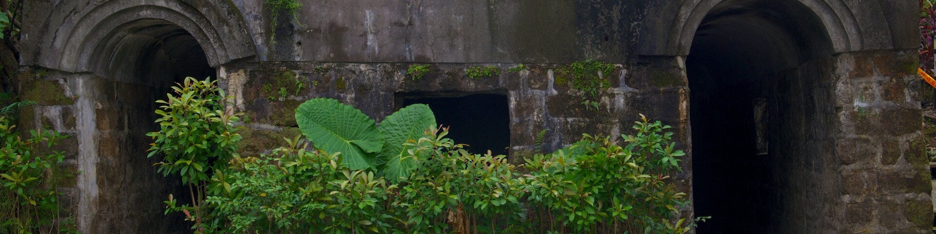 Shihciouling Fort which includes heritage elements and military items