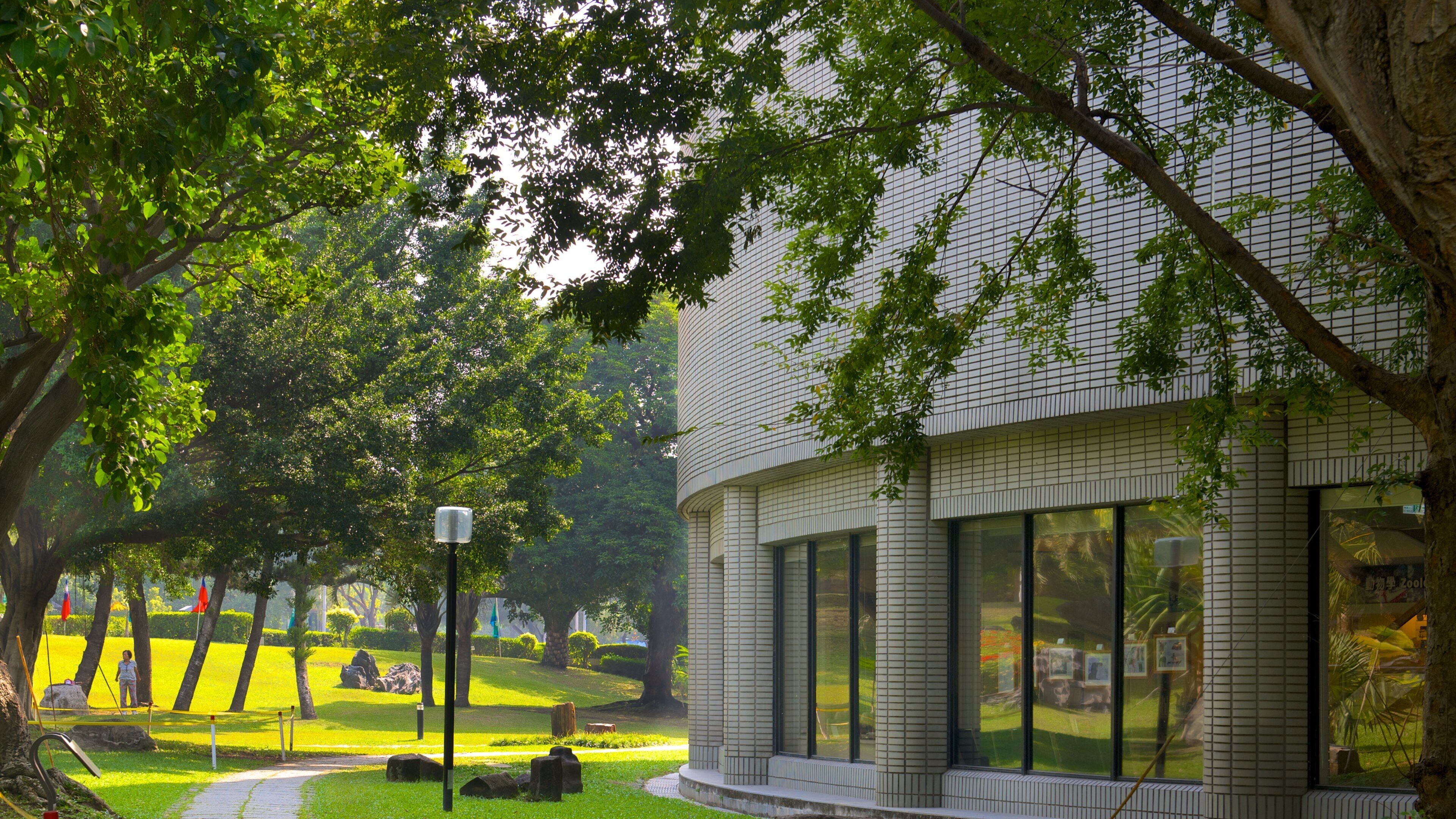 Nasjonalmuseet for naturvitenskap fasiliteter samt park