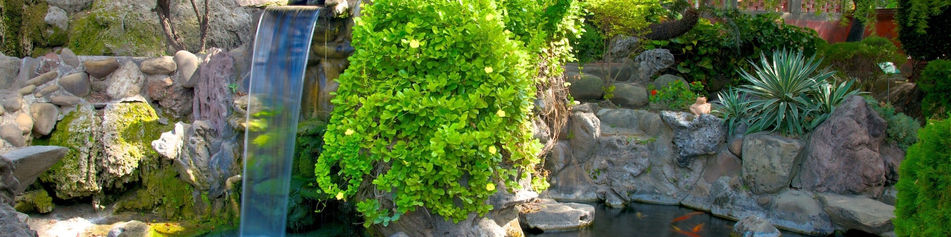 Chihkan Tower showing a pond and animals