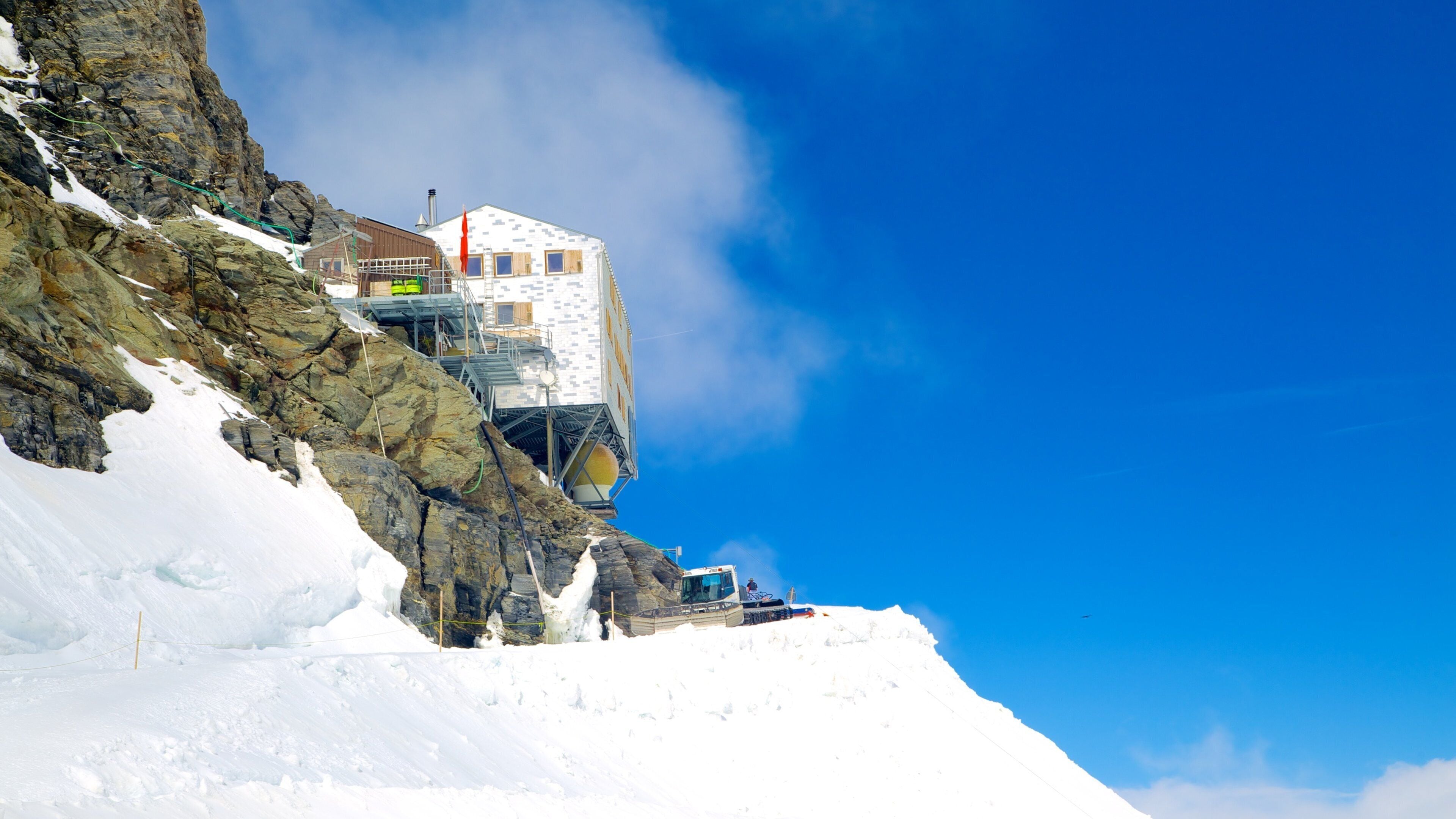 Jungfraujoch which includes mountains and snow