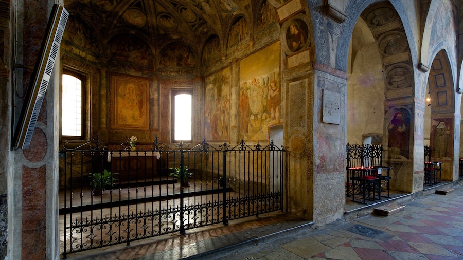 Santa Maria degli Angeli featuring religious aspects, interior views and art