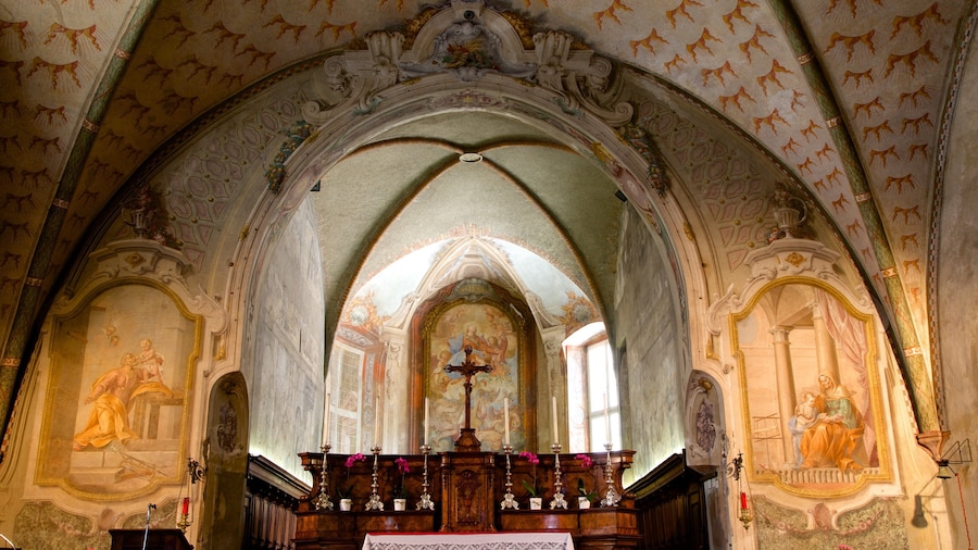 Santa Maria degli Angeli showing a church or cathedral, heritage elements and interior views