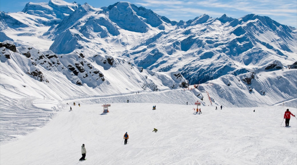 Verbier Ski Resort featuring snow skiing, snow and mountains