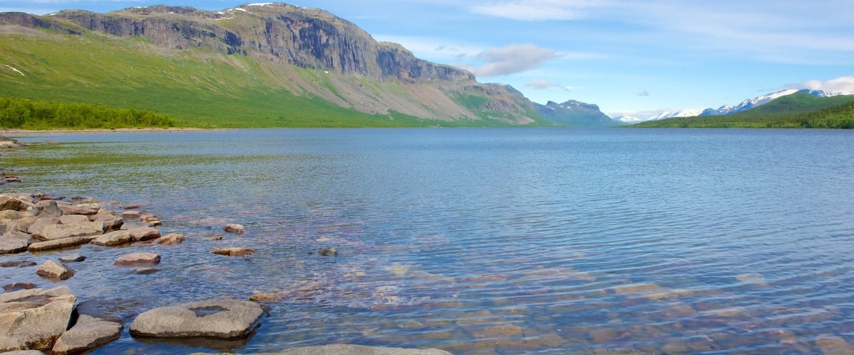 Stora Sjofallet National Park featuring a lake or waterhole