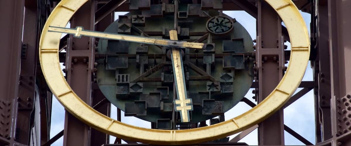 Town Hall showing modern architecture