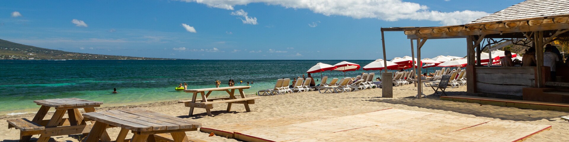 Cockleshell Bay showing general coastal views and a beach