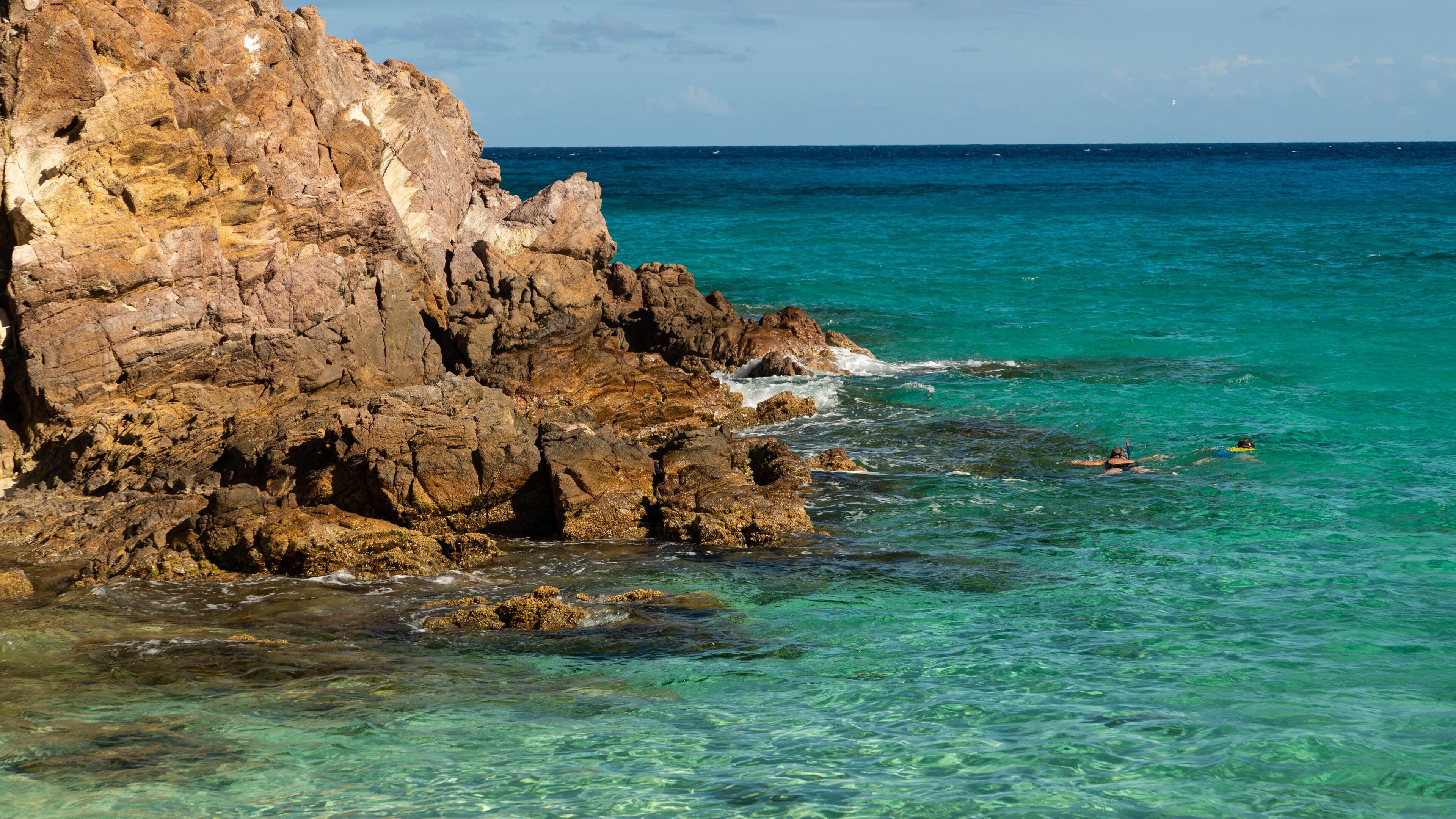 Gouverneur Beach which includes general coastal views and rugged coastline