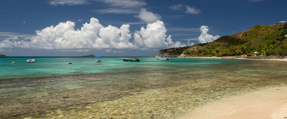 Lorient Beach showing a beach and general coastal views