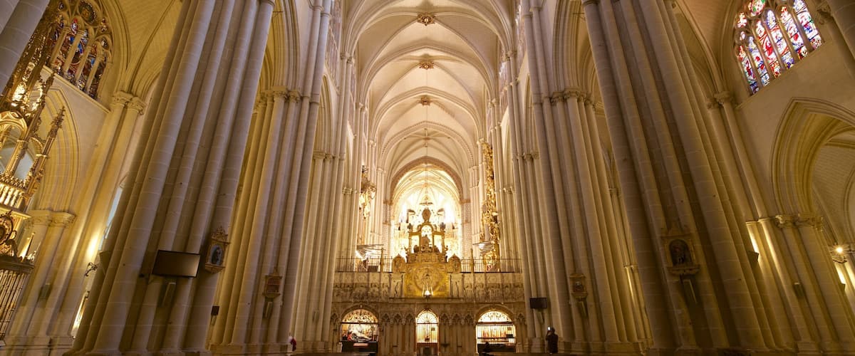 Toledo Cathedral which includes heritage elements, a church or cathedral and interior views
