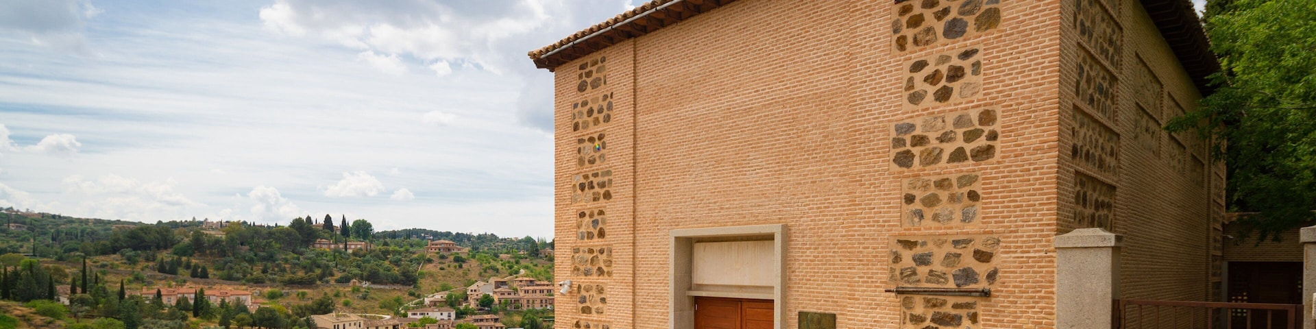 Victorio Macho Museum which includes views and heritage elements