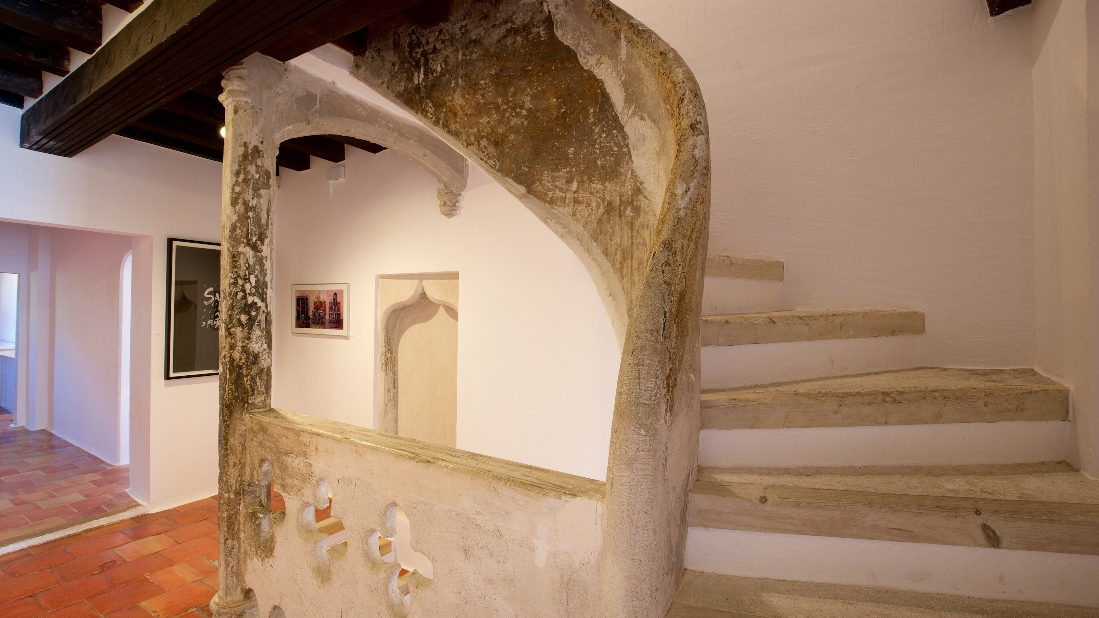 Museum of Spanish Abstract Art which includes interior views and heritage elements