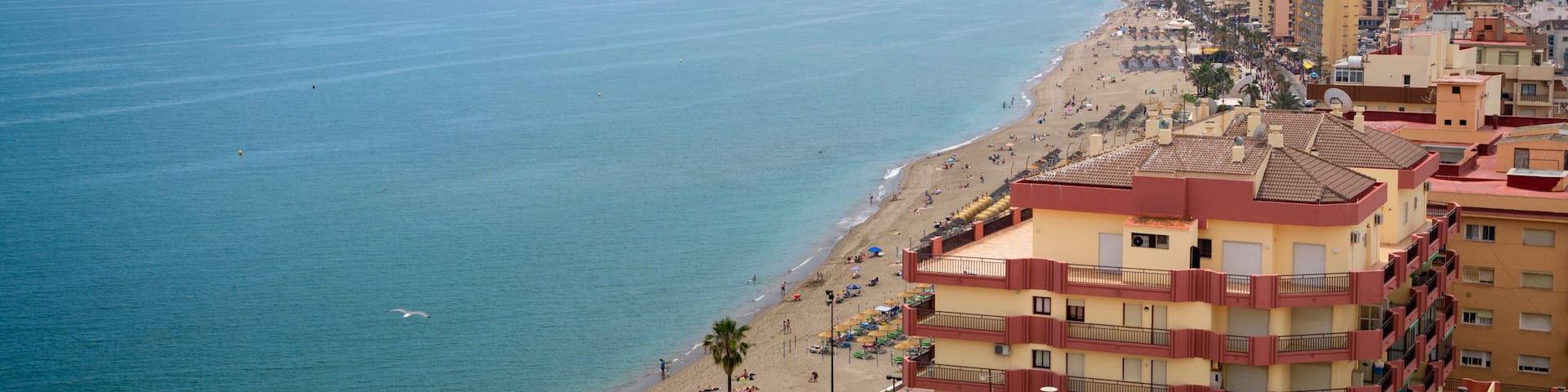 Fuengirola Beach featuring general coastal views, a coastal town and landscape views