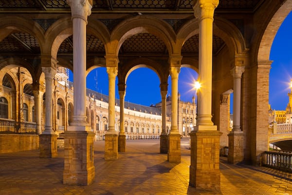 Plaza de Espana which includes heritage elements and night scenes