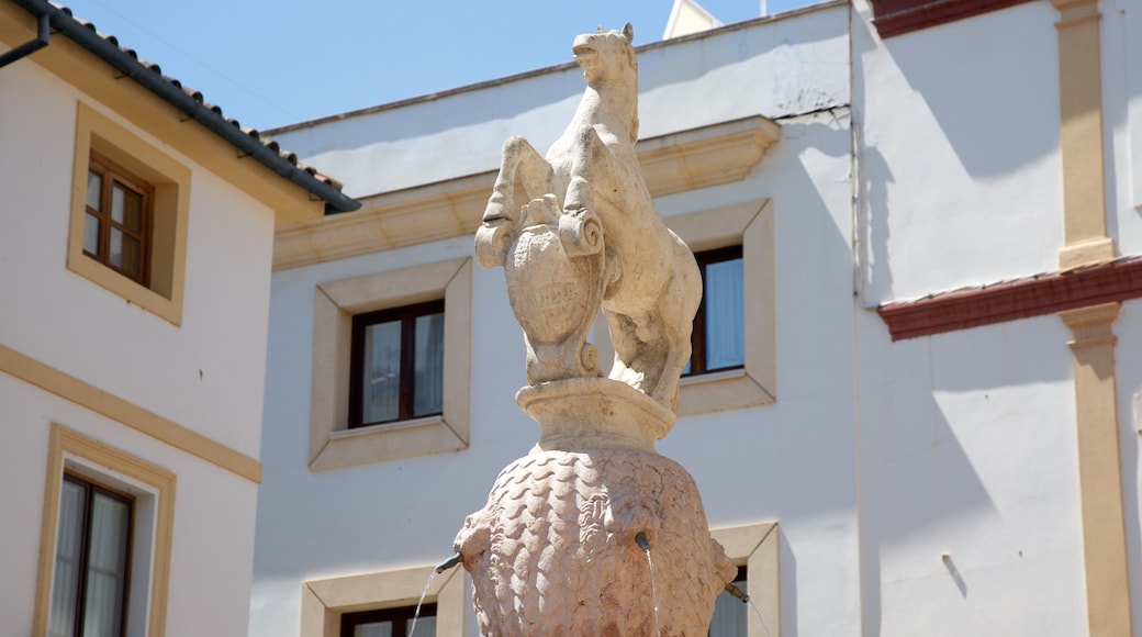 Plaza del Potro mettant en vedette statue ou sculpture