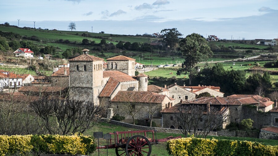 Gereja Collegiate Santillana del Mar
