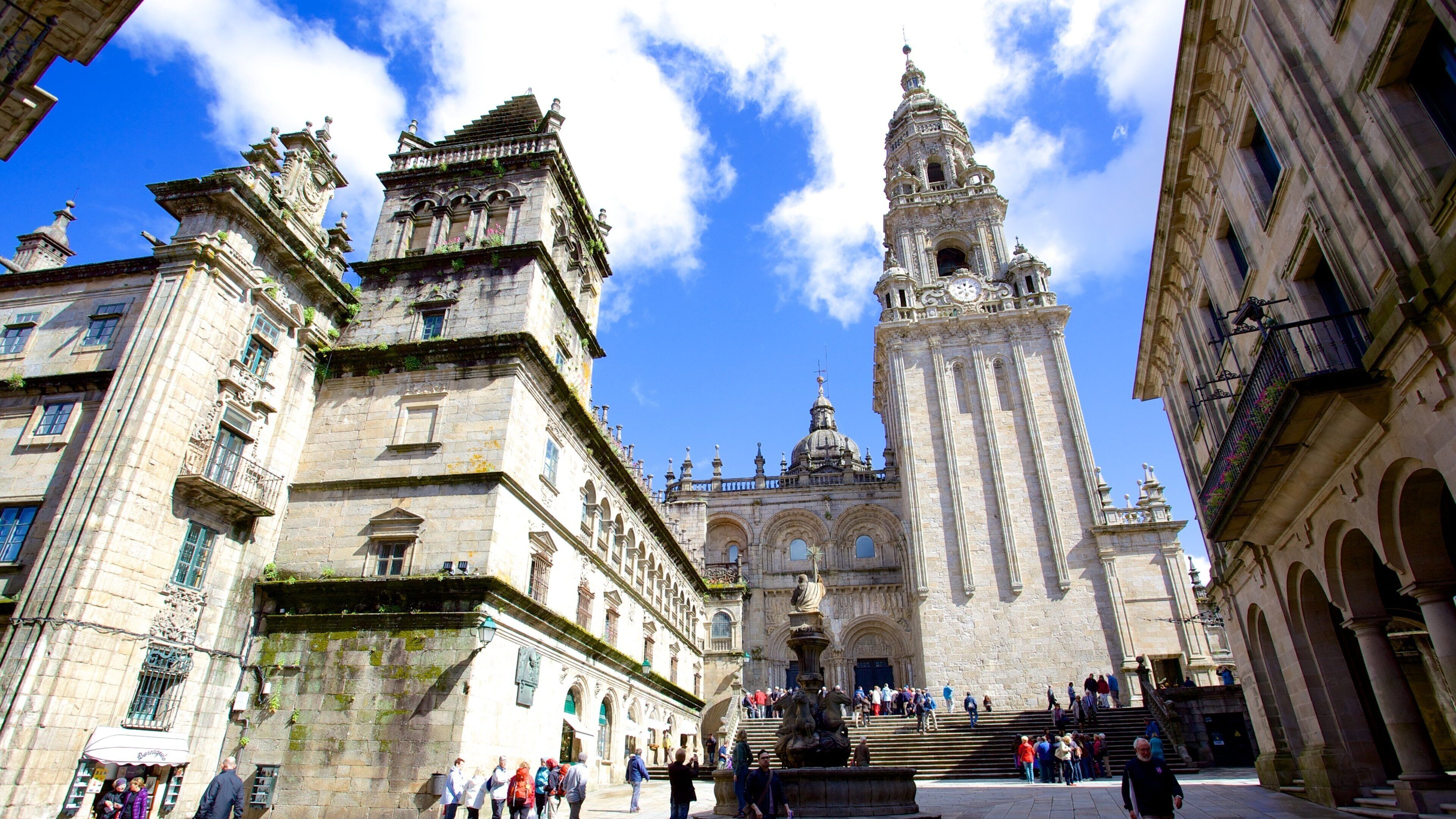 Santiago de Compostela Cathedral featuring a church or cathedral, religious elements and heritage elements
