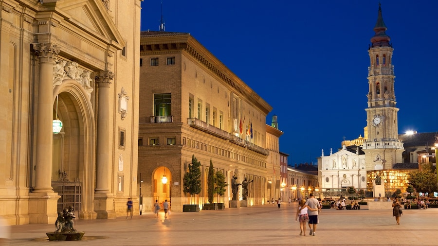 플라자 델 필라르