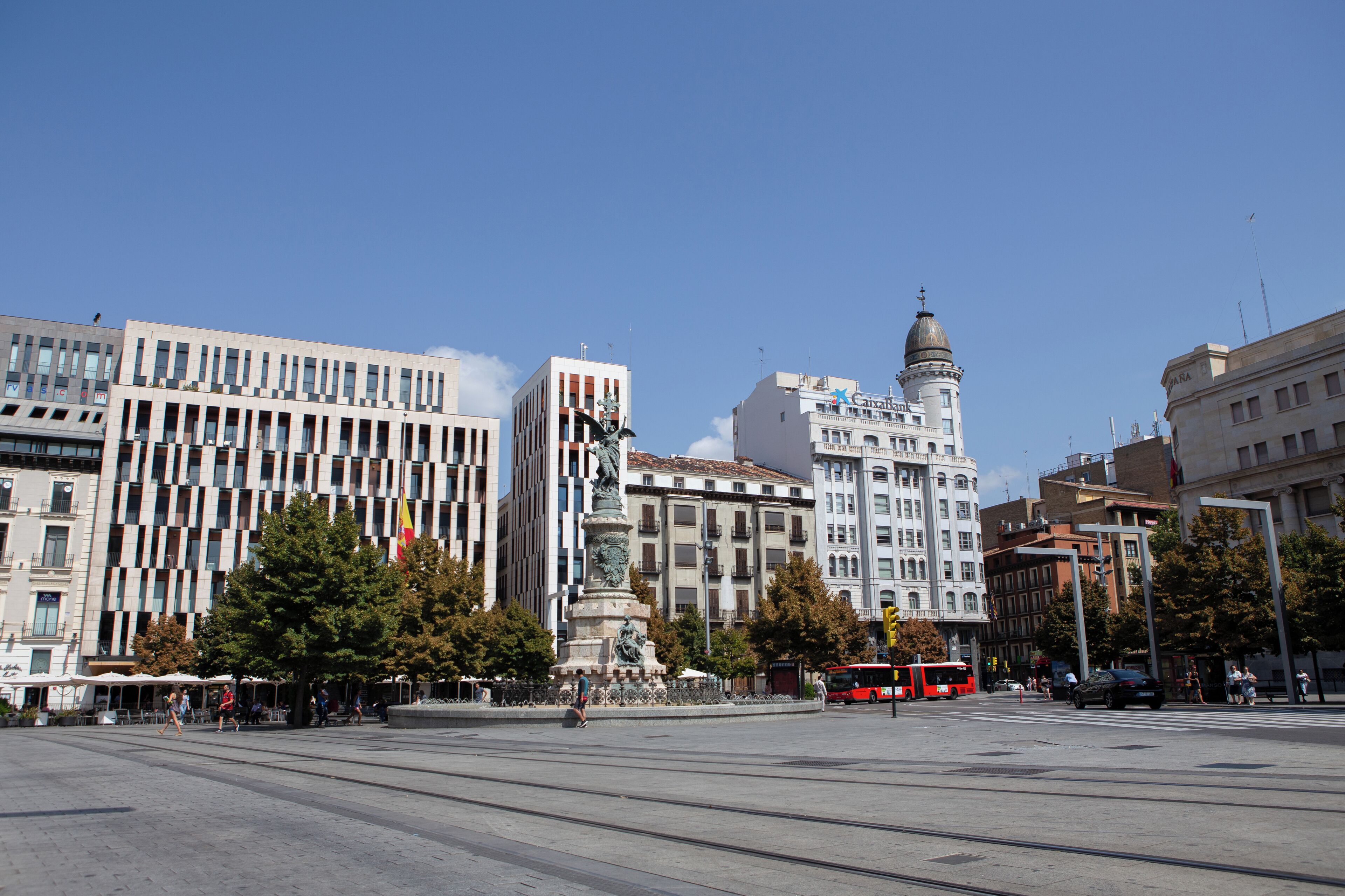 Zaragoza_PlazadeEspana_6121864_03-2
