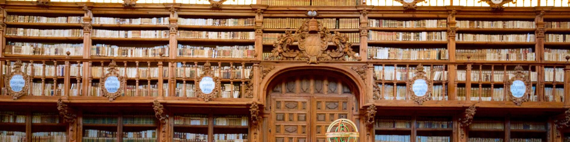 University of Salamanca showing interior views and heritage elements