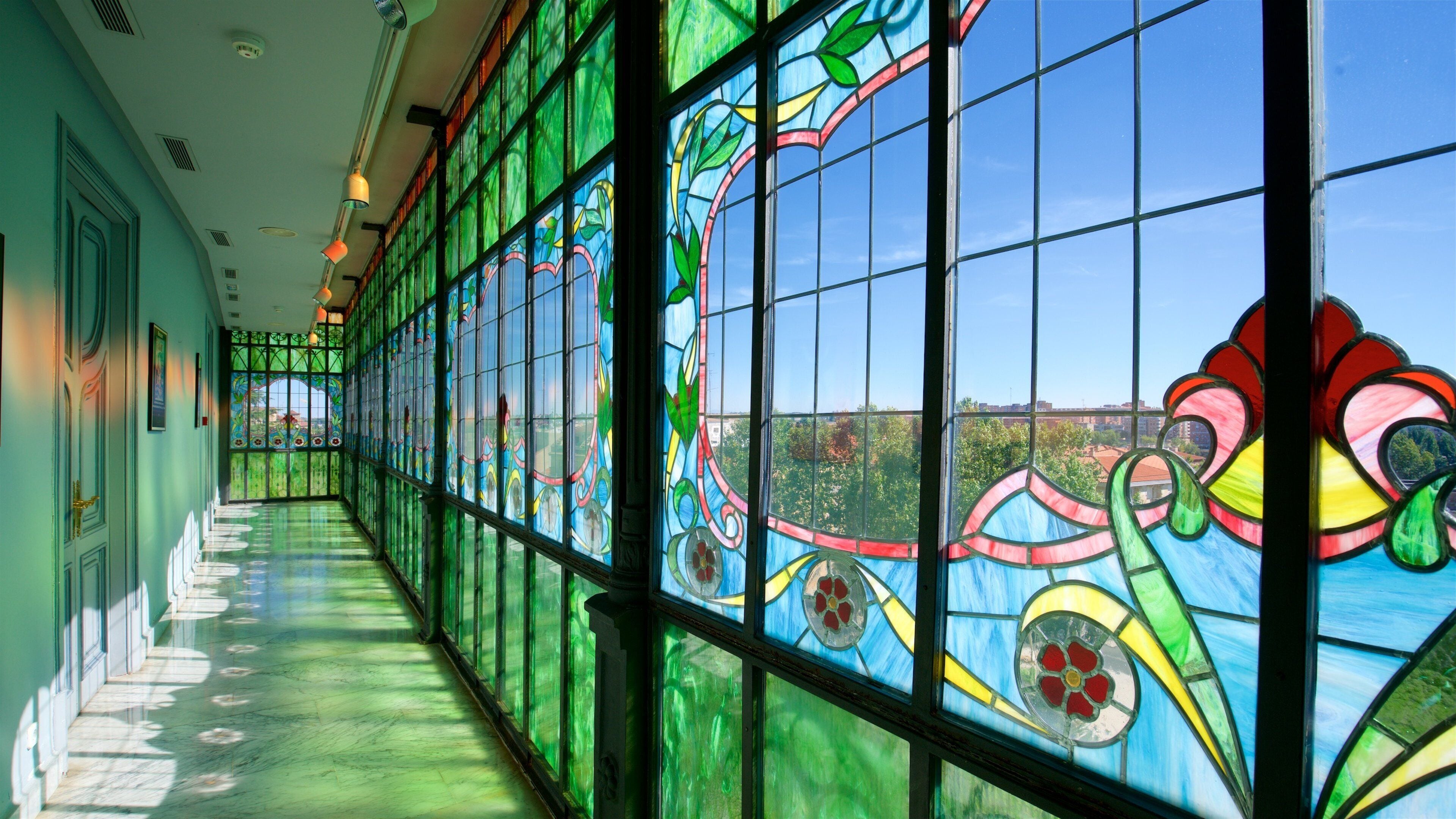 Art nouveau- og art deco-museum