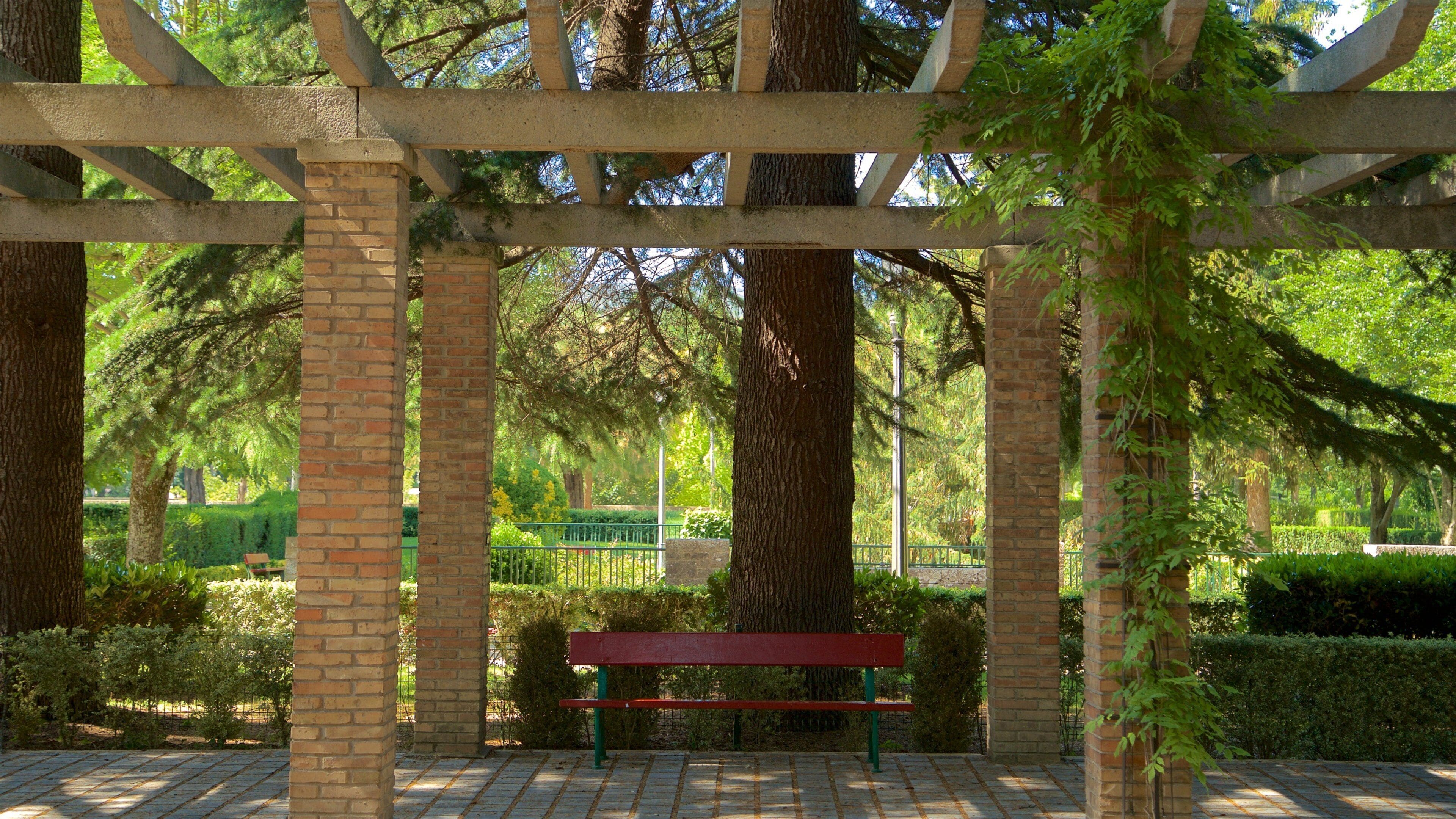 타코네라 공원 을 특징 정원