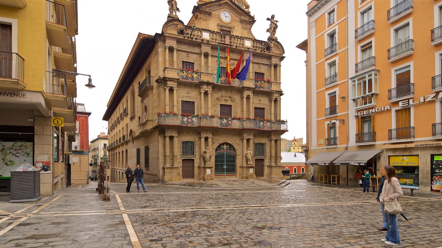 Pamplona City Hall which includes street scenes and heritage architecture as well as a couple