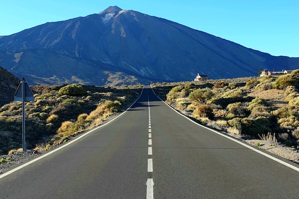 View on to the highest point of Tenerife. Great walks around their