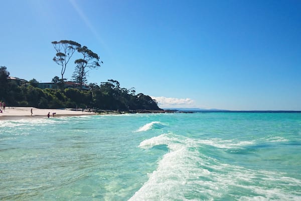Make sure to visit Hyams beach for "the whitest sand in the world", in Jervis Bay which is located approx. 3 hours south of Sydney.
#lifeatexpedia #beaches