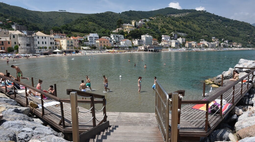 The beach resort of Laigueglia is one of the quieter, more traditional resorts along the coast of western Liguria in north-west Italy.